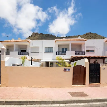 Family With Pool And Sea View By Lovetenerife Nyaraló