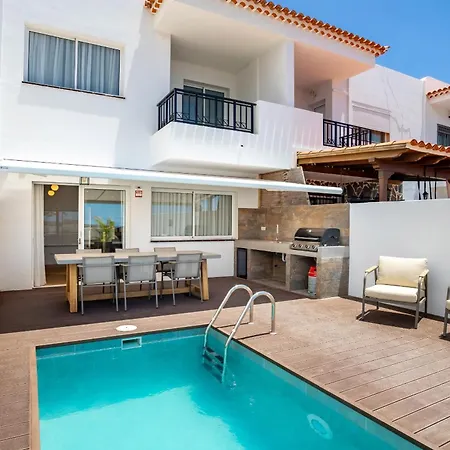 Family With Pool And Sea View By Lovetenerife アデヘ